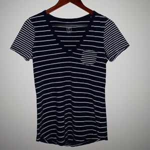 NWOT Gap | Vintage Wash Striped V-neck